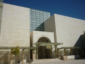 Tourivar